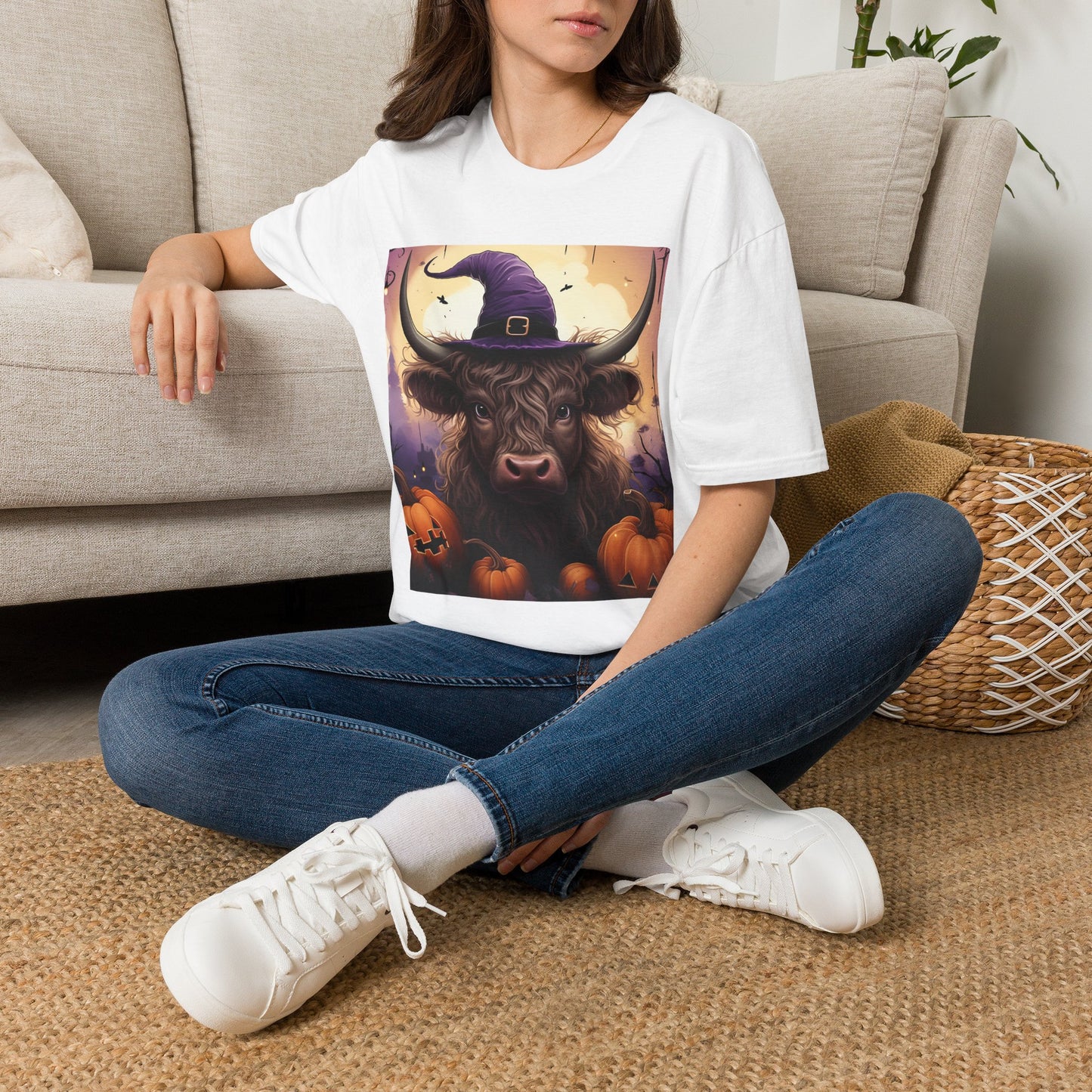 Highland Cow Witch Halloween T-Shirt